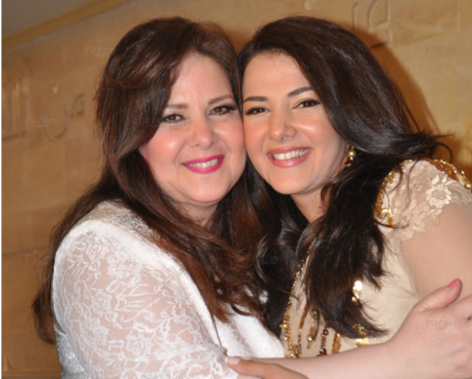 عقب إصابة ابنتهما.. نقل سمير غانم ودلال عبدالعزيز للمستشفى