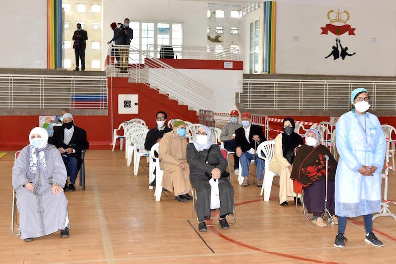 أطر صحية ترفض التلقيح ضد الوباء أيام السبت