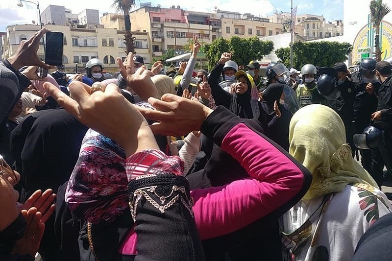 القوات العمومية تفرق وقفة لكونفدرالية الشغل