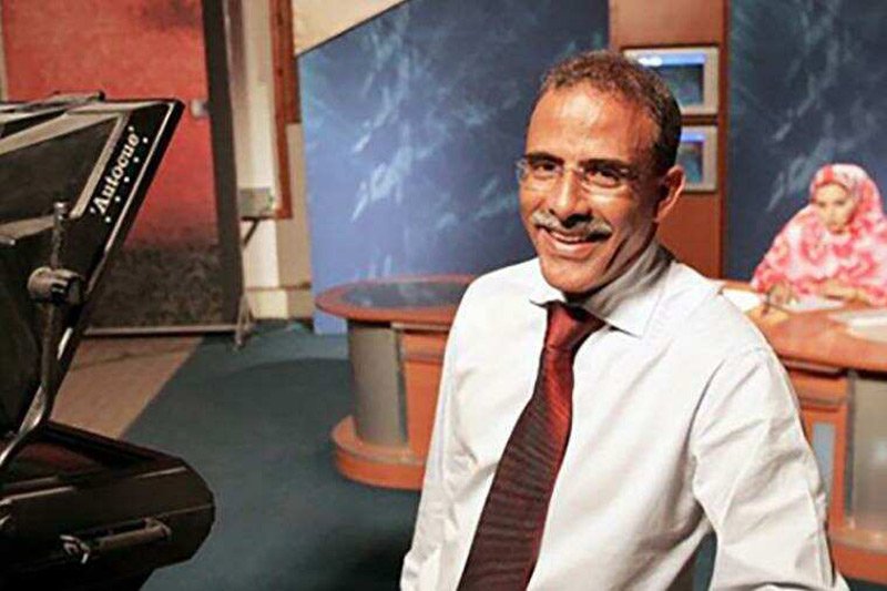 الملك يعزي أسرة الصحافي الراحل الداه الأغضف‎