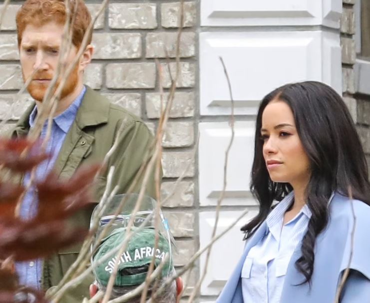الهروب من القصر… فيلم جديد يتناول تخلي هاري وميغان عن مهامهما الملكية (صور)