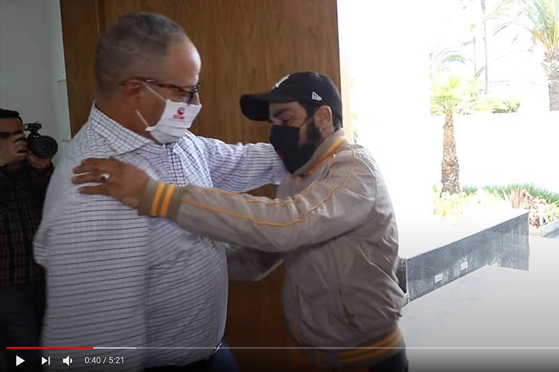 بادرة إنسانية لمدير أوزون