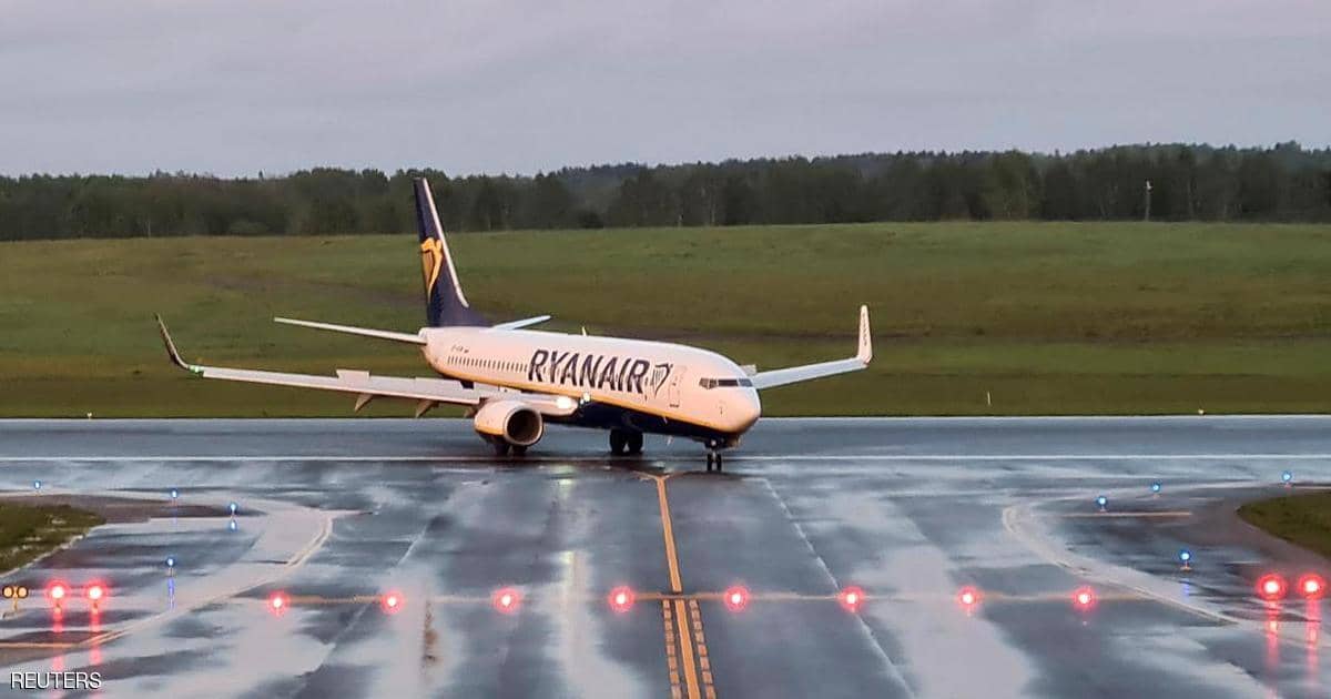 بريطانيا تلمح لموافقة روسيا على تحويل مسار طائرة “راين إير”