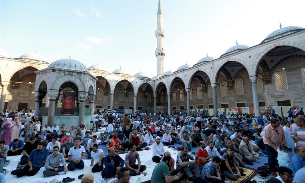 تكبيرات صلاة عيد الفطر