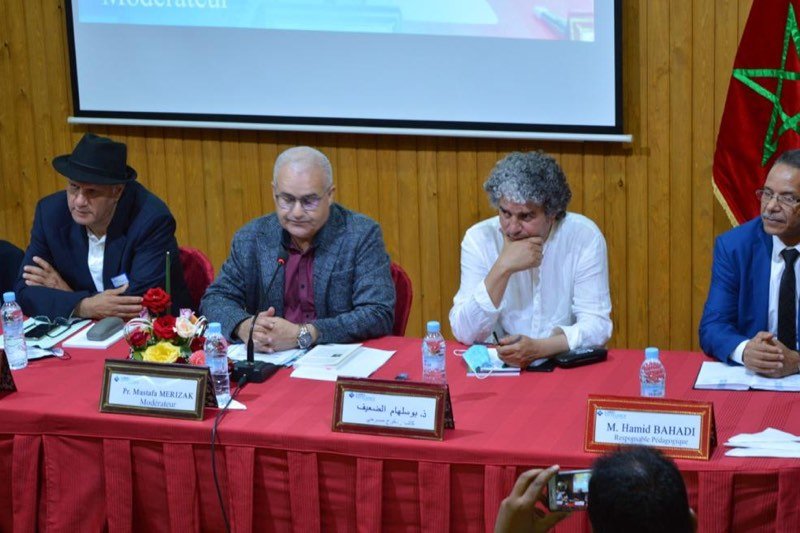 توقيع إصدارين ثقافيين للضعيف ودادة بمكناس