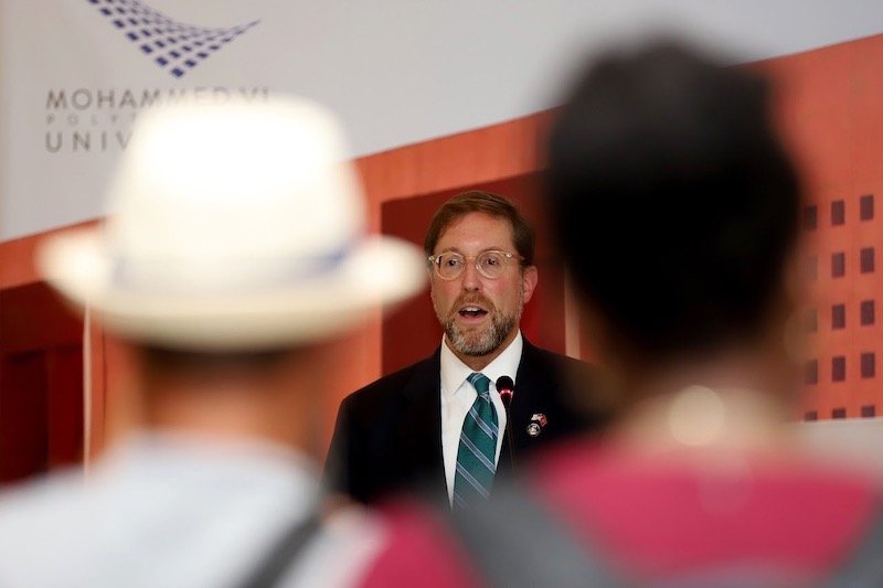 دبلوماسي أمريكي يتفقد “ثانوية التحدي” بطنجة‎