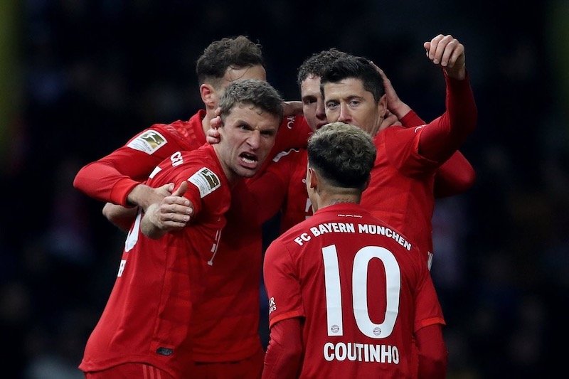 دورتموند يهدي بايرن ميونخ لقب “البوندسليغا”