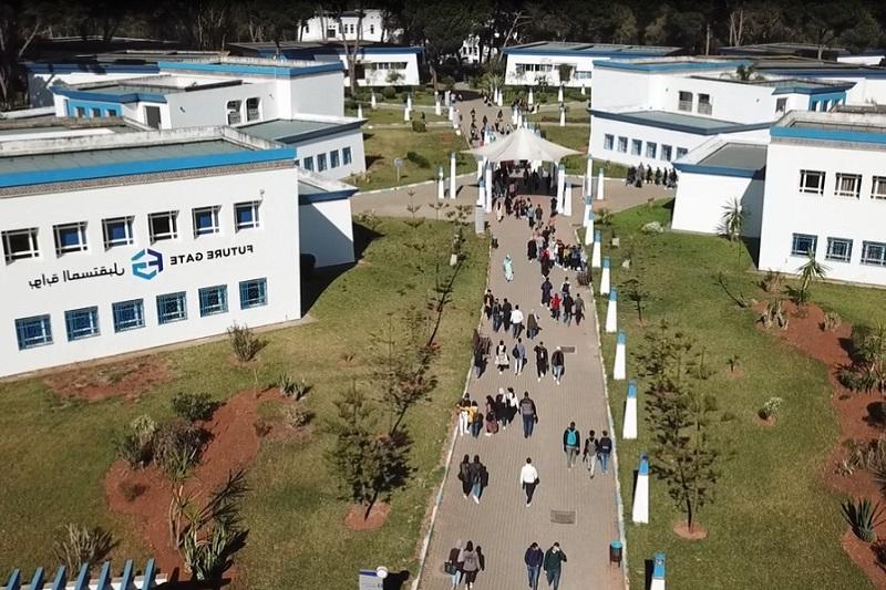 كلية العرائش تحدث بكالوريوس اللوجيستيك والنقل