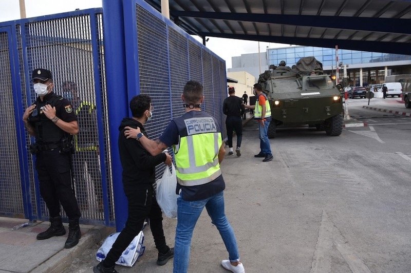 “كونفدرالية الشغل” تنادي بتحرير سبتة ومليلية