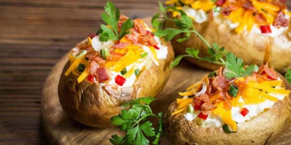 ما أنسب طرق طهي البطاطا؟ العلم يحسم الجدل