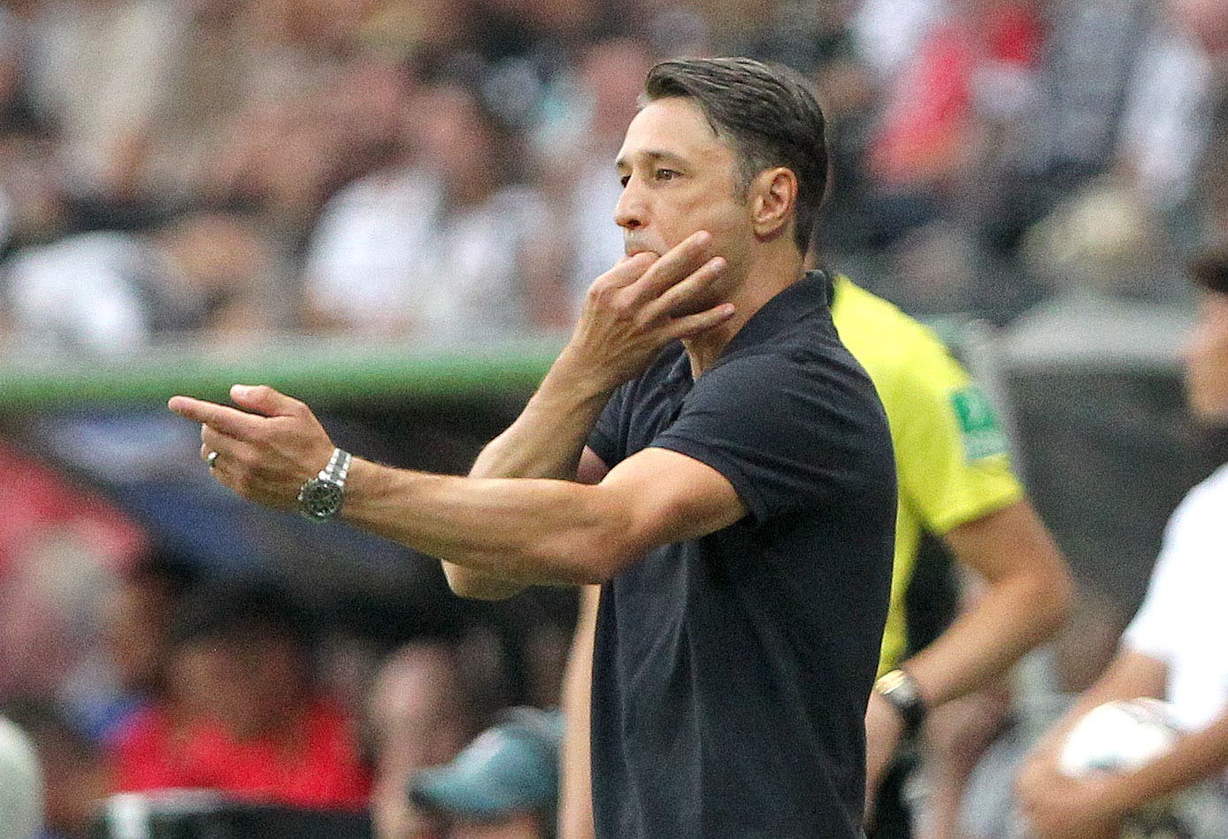  كوفاتش خلال مباراة السوبر أمام فرانكفورت