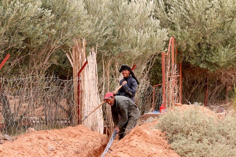 هكذا يؤدي سكان فجيج ضريبة الجوار الجزائري عبر اقتطاع الأراضي