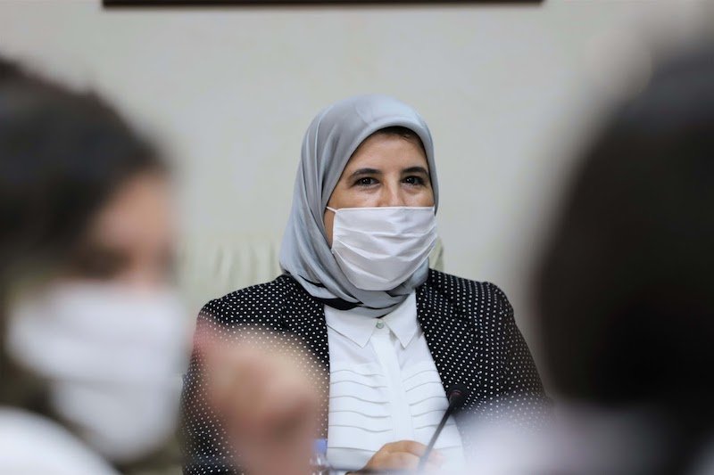 وزيرة التضامن: أزمة “كورونا” تطرح تحديات جمّة على المقاولات النسائية