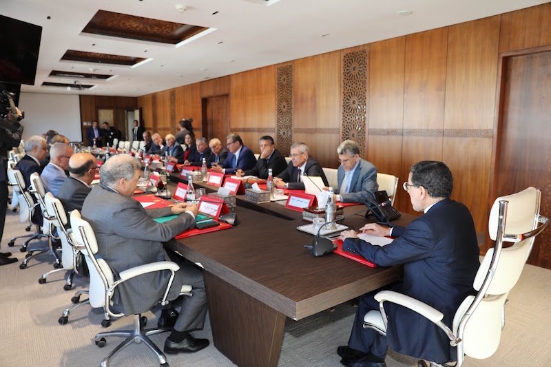 الحكومة تخصص 36 مليارا لدعم الأحزاب والنقابات