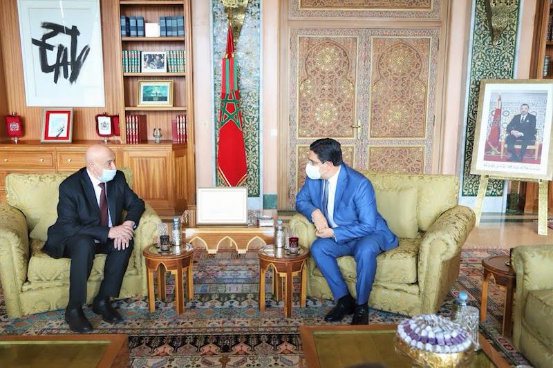 الملك يأمر بمواكبة الحوار بين أطراف النزاع بليبيا