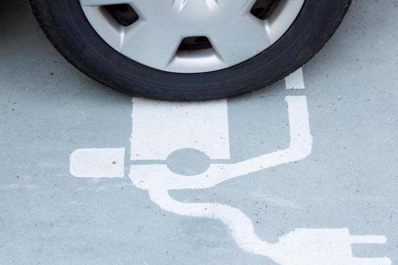 تعرف على أهمية الإطارات الأصلية للسيارات الكهربائية