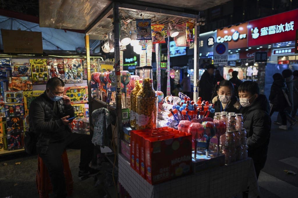 خطوة مريبة.. حذف صيني لبيانات تساعد على حل منشأ كورونا