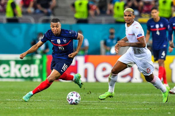 سويسرا تقصي فرنسا من اليورو بالضربات الترجيحية