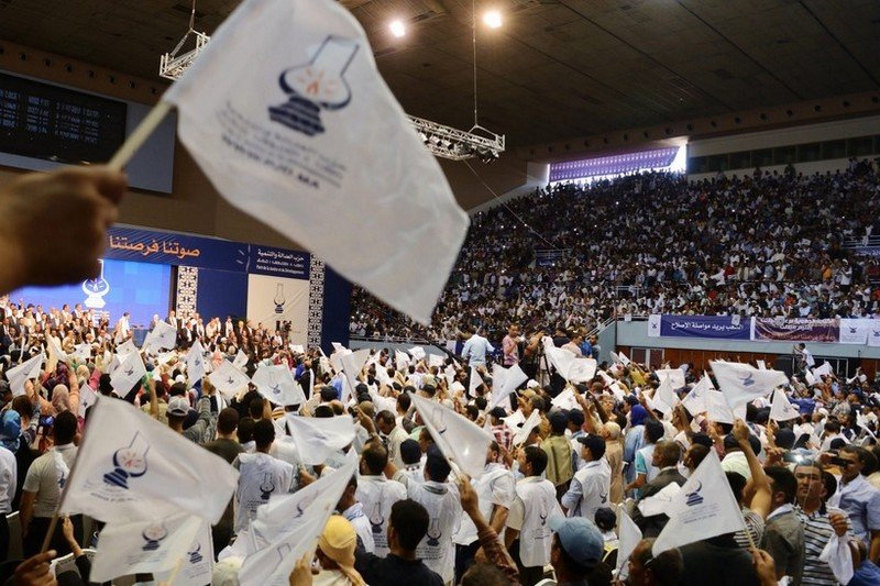 عشر سنوات من “رئاسة الحكومة” تنسف عددا من وعود حزب العدالة والتنمية