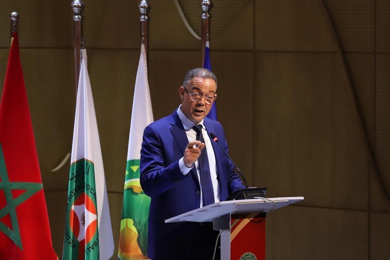 فوزي لقجع يدعو التحكيم إلى التمسك بالنزاهة