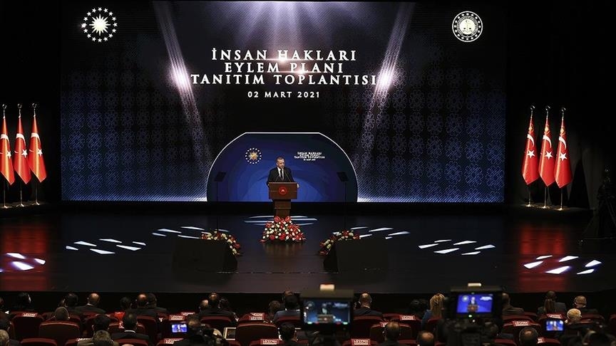 أردوغان: شعلة الغاز تضيء لأول مرة في البحر الأسود