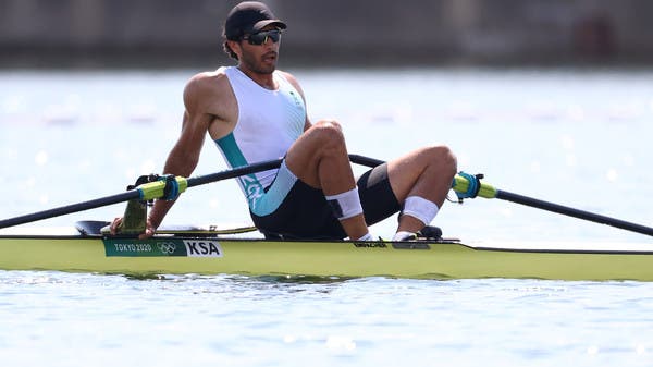 السعودي حسين والعراقي الخفاجي يبلغان ربع نهائي التجديف 