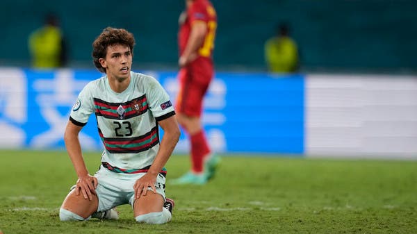 جواو فيلكس يخضع لجراحة في الكاحل