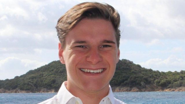 جيف بيزوس يصطحب طالبا بعمر 18 عاما خلال رحلته المرتقبة إلى الفضاء