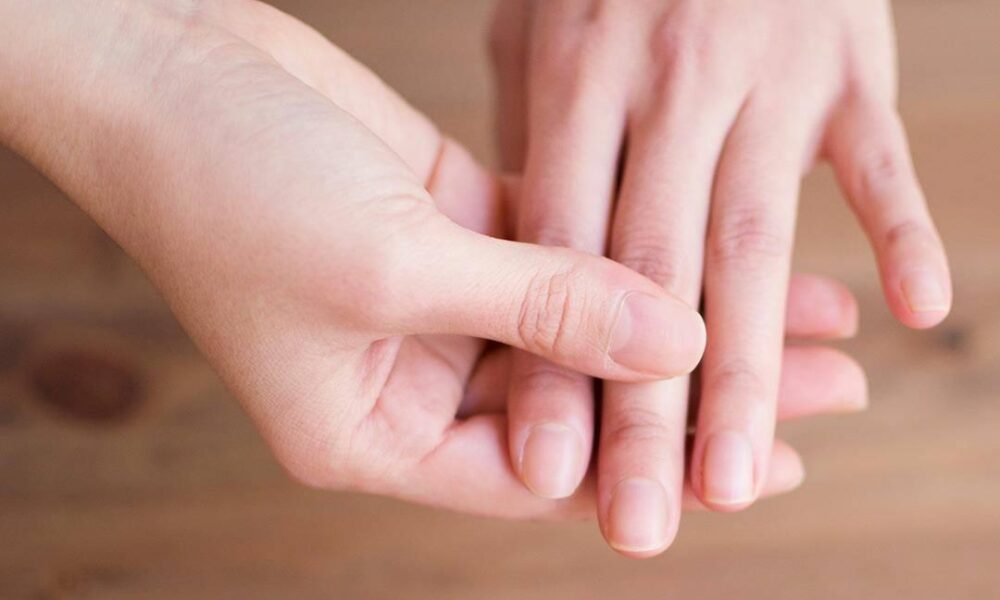 علامة غريبة على الأصبع تدل على سرطان الرئة