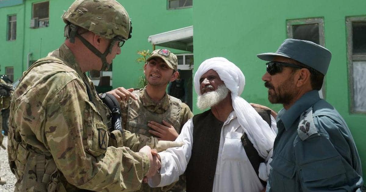 المترجمون الأفغان يضعون أيديهم على قلوبهم في ظل تقدم طالبان
