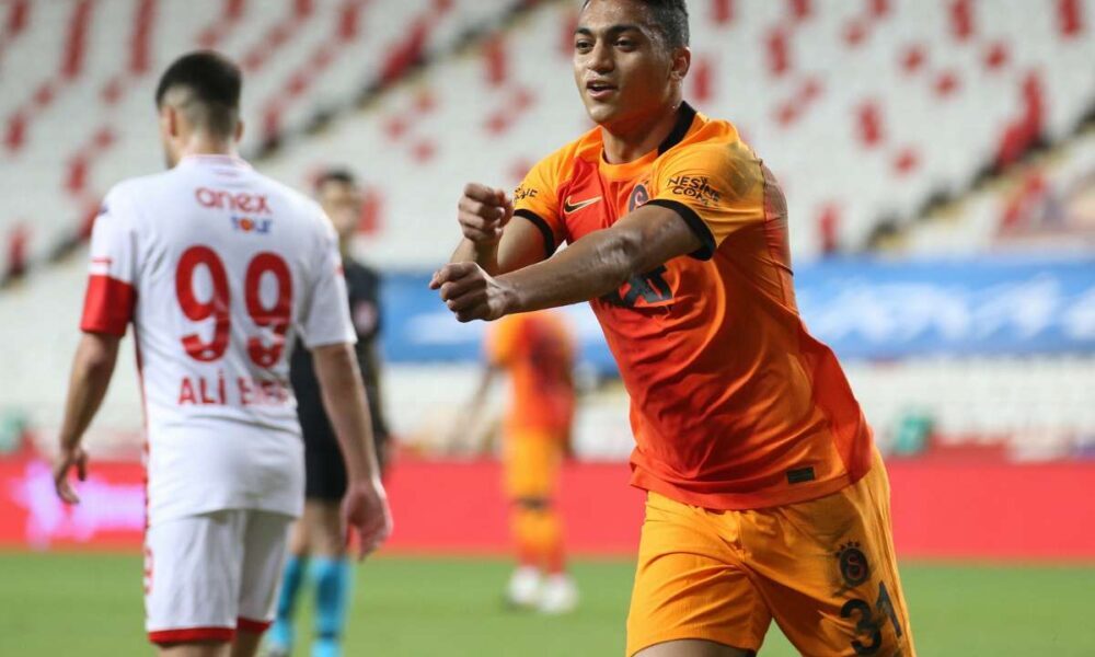 مشاهدة مباراة جلطة سراي وسانت جونستون مباشر