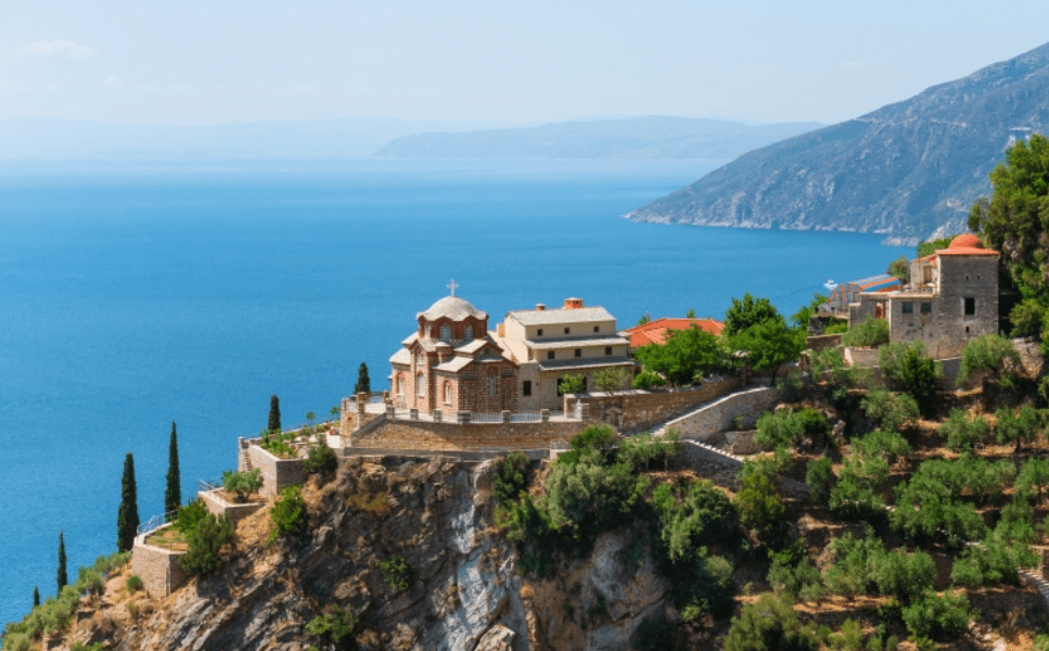 أماكن يُحظر على النساء زيارتها في أنحاء العالم.. تعرف عليها