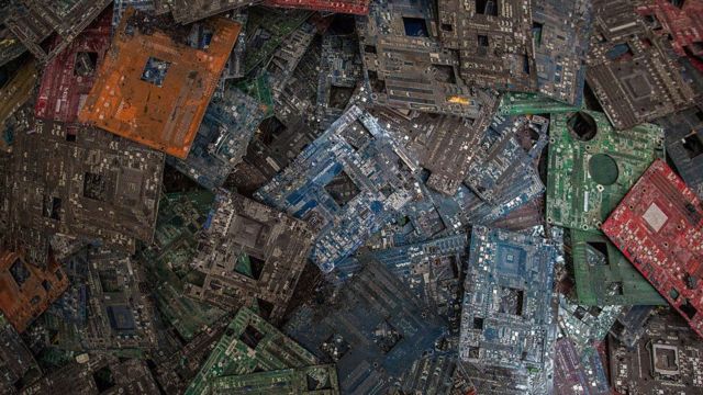 البيتكوين: تعدين هذه العملية ينتج ألاف الأطنان من النفايات