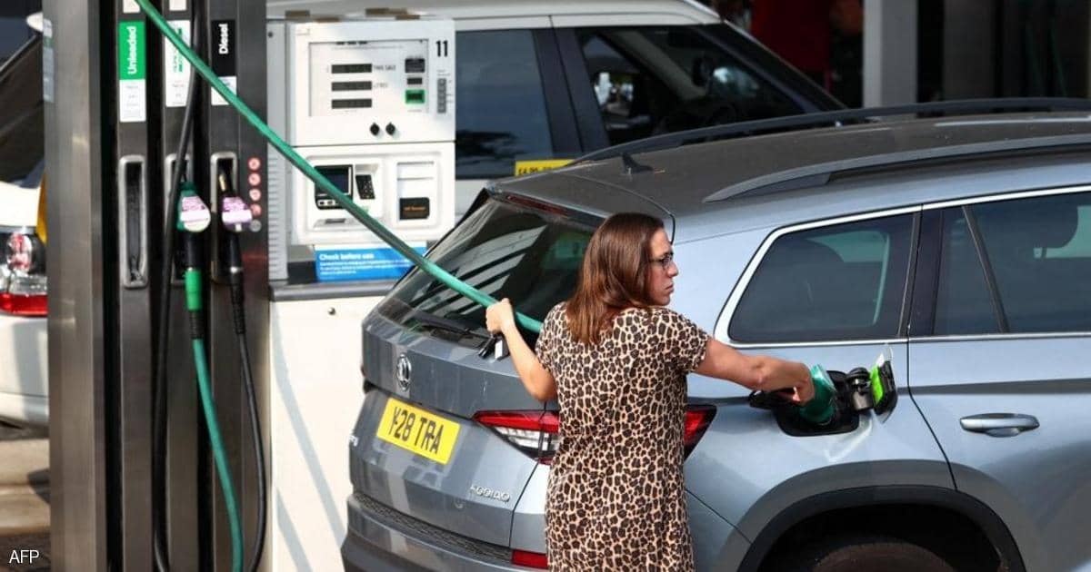 الشاحنات تتحرك.. بريطانيا تفوض الجيش للتدخل بأزمة الوقود