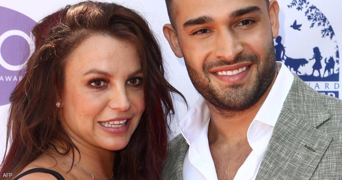 بريتني سبيرز تعلن خطبتها لصديقها سام أصغري