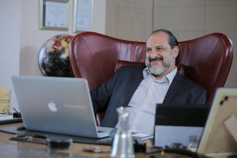 بعد تكريمه.. خالد الصاوي يكشف لـ”العربية.نت” تفاصيل أسرار حياته الفنية والخاصة