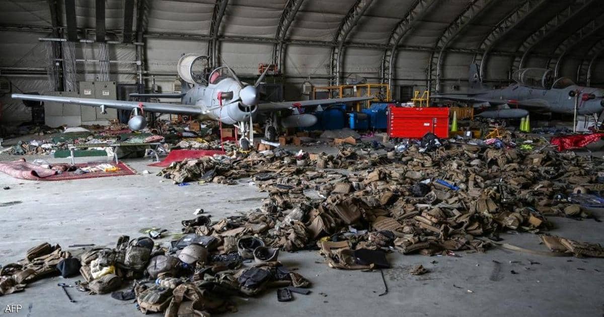 مئات الأجانب لا زالوا عالقين.. مفاوضات دولية مع طالبان