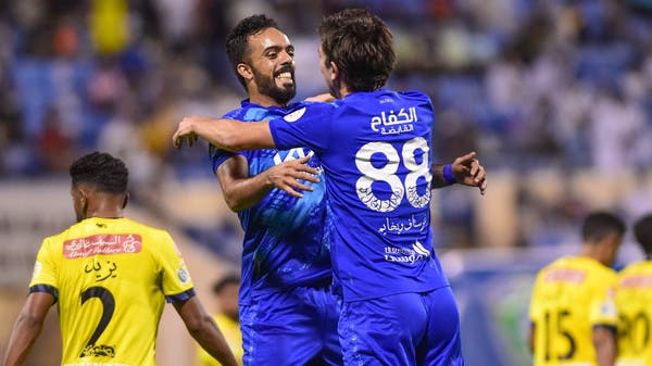 الفتح يعبر التعاون بثلاثية ويبقيه في المركز الأخير