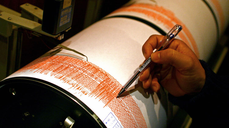 تسجيل هزة أرضية بقوة 2.6 درجة بورزازات