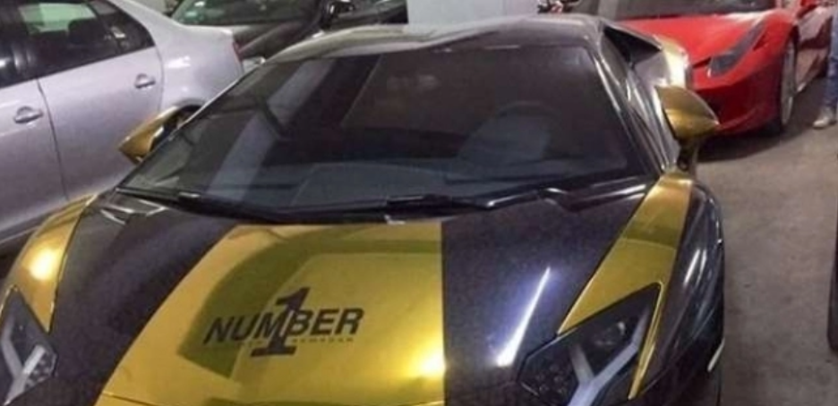 سيارة محمد رمضان تجذب الأنظار.. ماذا حدث بافتتاح الجونة؟