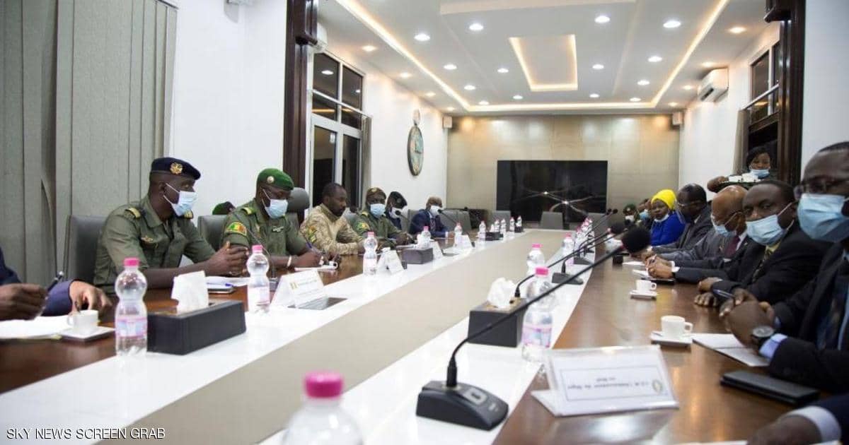 مالي تتجه نحو المجهول.. طرد ممثل “غرب أفريقيا”