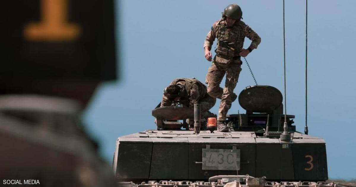 مقتل جندي بريطاني بانقلاب دبابة.. وفتح تحقيق في الحادث