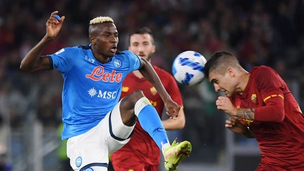 مهاجم نابولي أحدث ضحايا العنصرية في إيطاليا