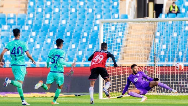 الرائد يعمّق جراح أهلي جدة بالخسارة الثالثة على التوالي