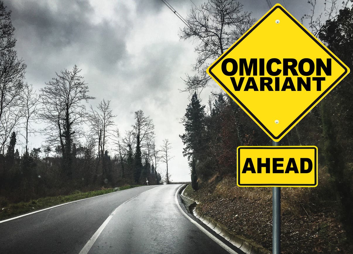 كورونا يطوي عامه الثاني.. وتحذير من “جائحة مزدوجة”