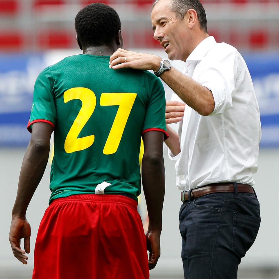 أبوبكر.. قائد الكاميرون الساعي لإعادة إنجاز 2017