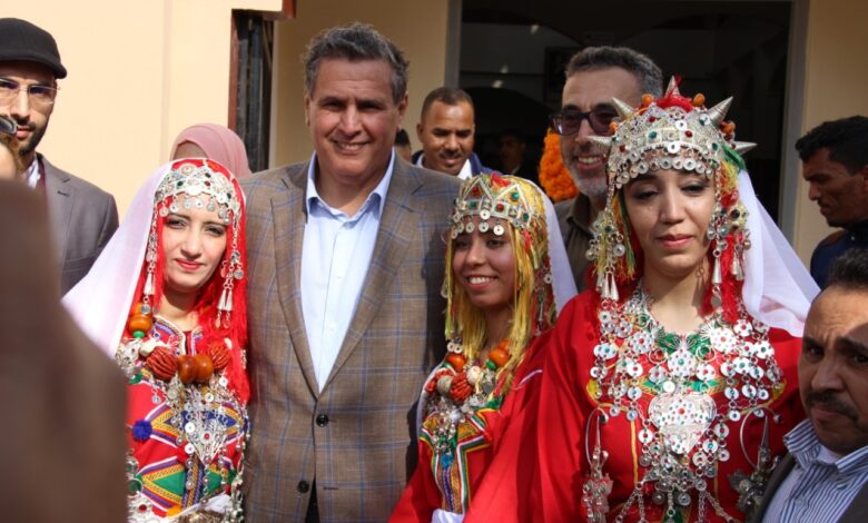 أخنوش يلتزم باستكمال ترسيم الأمازيغية