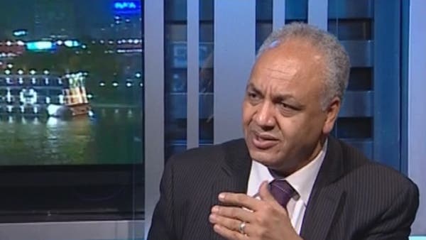 “ألفاظ إباحية وفجور”.. فيلم منى زكي المثير للجدل يصل للبرلمان المصري