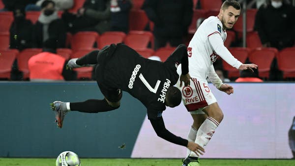 باريس سان جيرمان يعلن إصابة مبابي