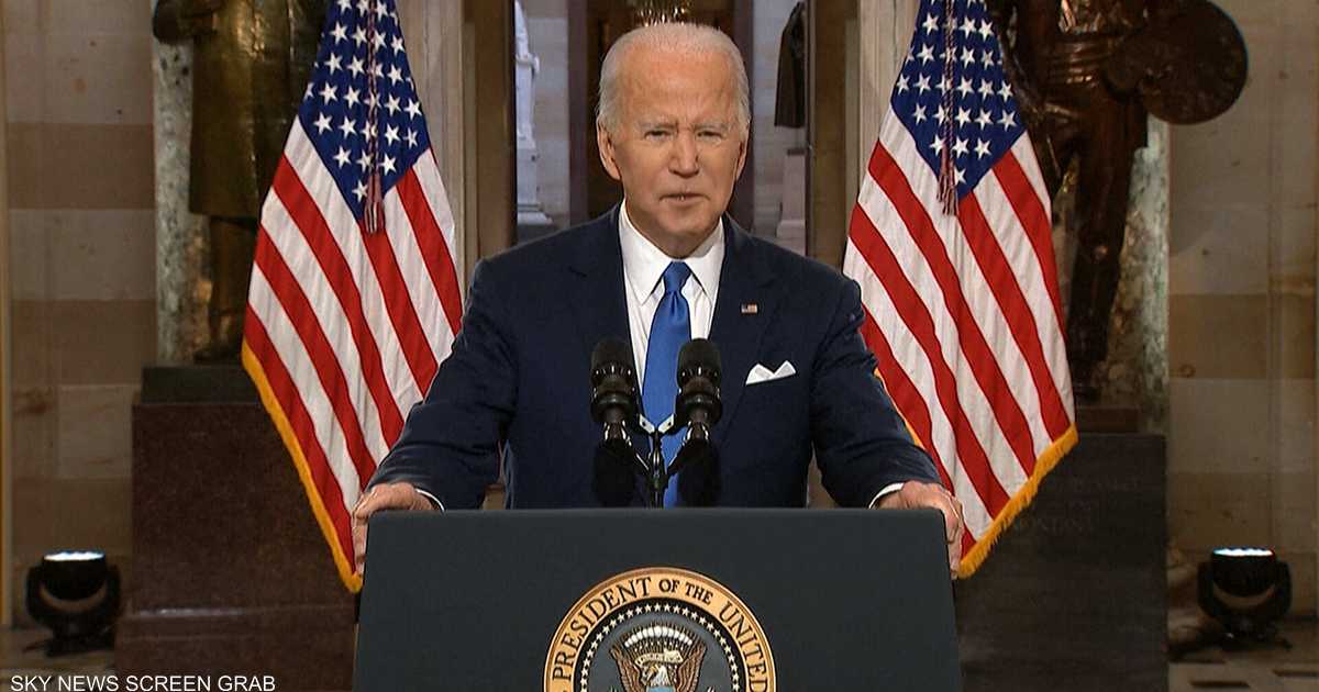 بايدن يهدد بعقوبات مباشرة على “بوتن” إذا غزت روسيا أوكرانيا